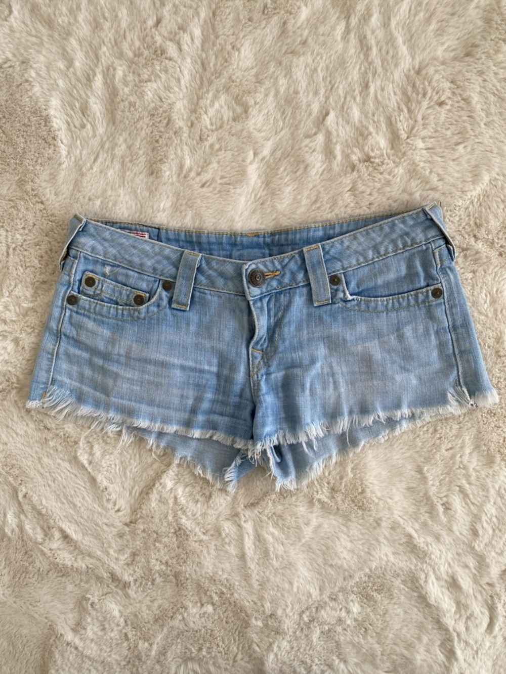 ❤️ True Religion Bobby Cut-off Button Zip Shorts Size 29